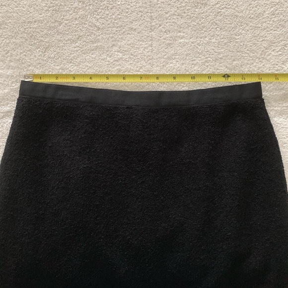 Isaac Mizrahi Cute Black Textured Chunky Skirt with ribbon trim waist details 4 - Picture 5 of 7
